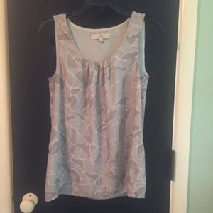 Grey and white patterned tank top from LOFT size S